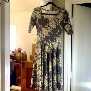 Lularoe size small quarter sleeve dress